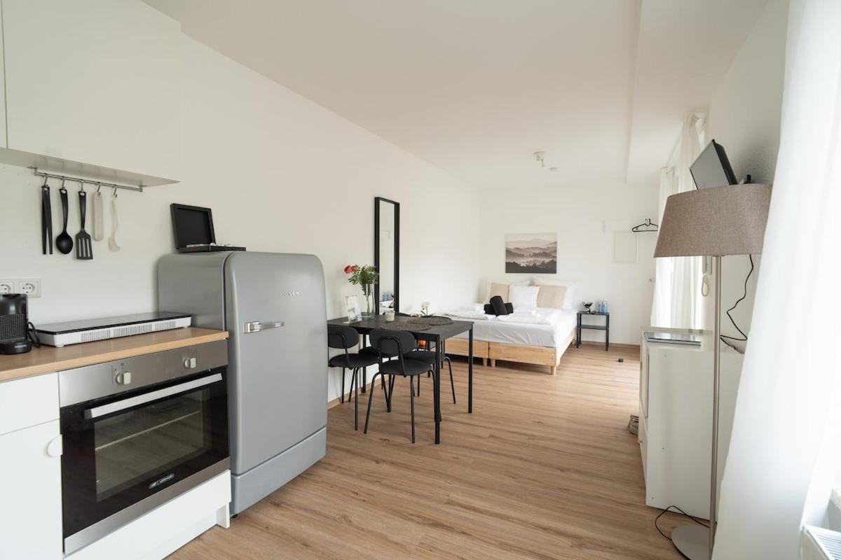 Modernes City-Studio Universitaet Koblenz Koblenz  Dış mekan fotoğraf