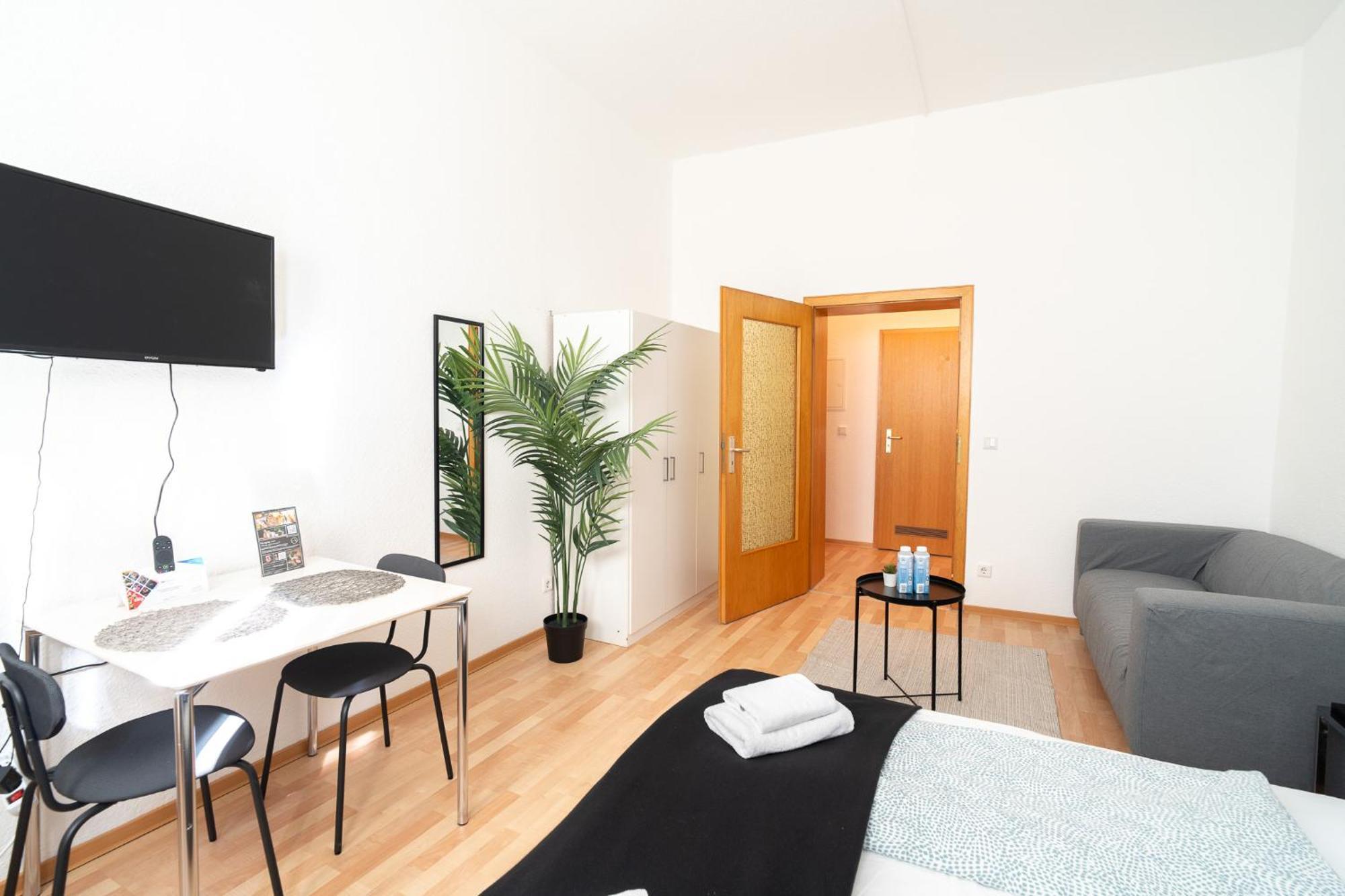 Modernes City-Studio Universitaet Koblenz Koblenz  Dış mekan fotoğraf